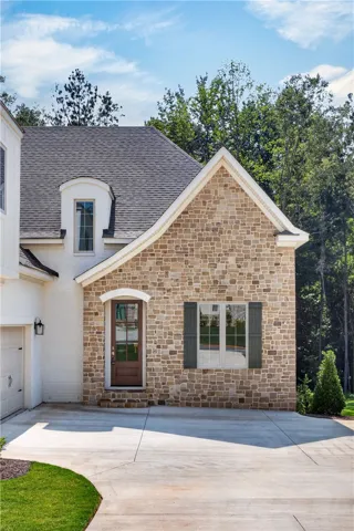2049 Arrowhead Avenue, Opelika, Alabama 36801