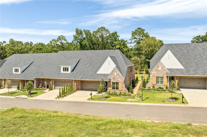 2221 Bellevue Place, Auburn, Alabama 36830