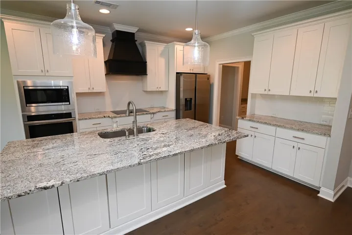 1808 Morning Glory Drive, Opelika, Alabama 36801