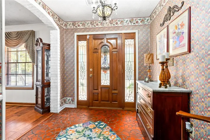 Foyer Entry