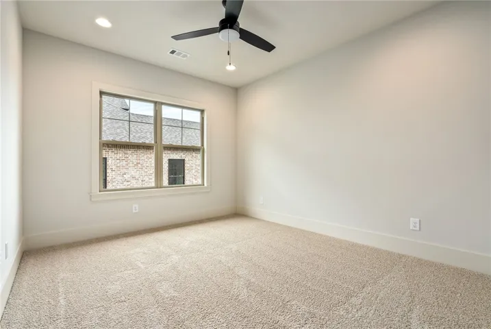 This airy room offers comfort and tranquility, perfect for relaxation.