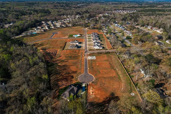 1935 Long Leaf Lane, Opelika, Alabama 36804
