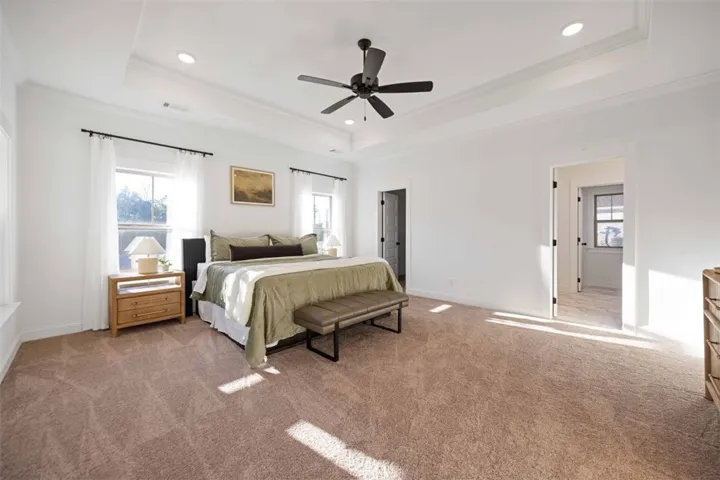 1878 Long Leaf Lane, Opelika, Alabama 36804