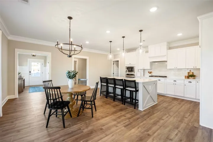1890 Long Leaf Lane, Opelika, Alabama 36804