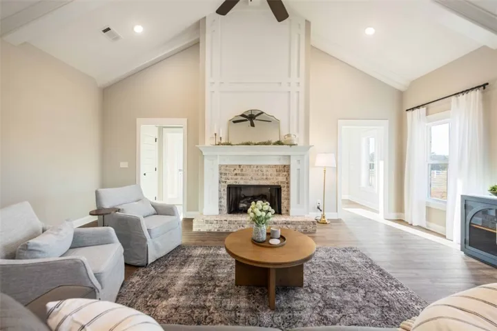 1890 Long Leaf Lane, Opelika, Alabama 36804