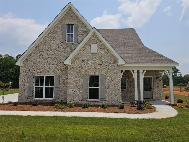 1890 Long Leaf Lane, Opelika, Alabama 36804