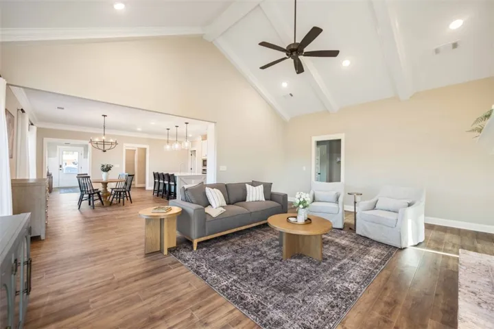 1890 Long Leaf Lane, Opelika, Alabama 36804