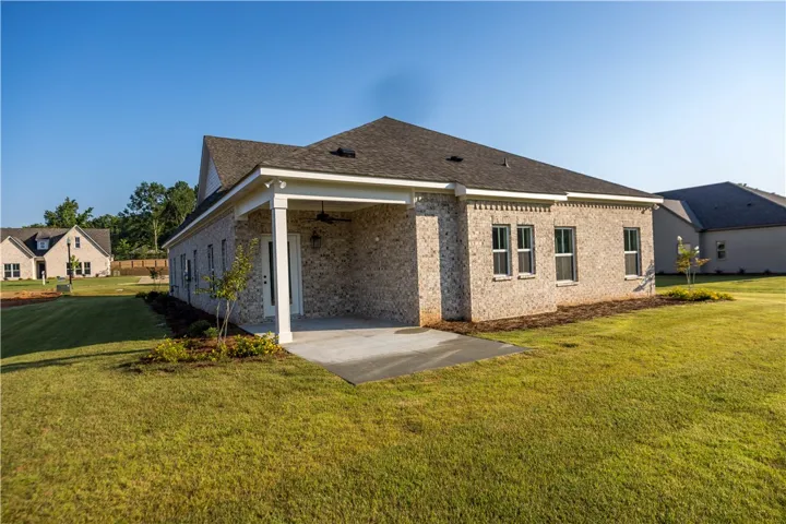 1890 Long Leaf Lane, Opelika, Alabama 36804