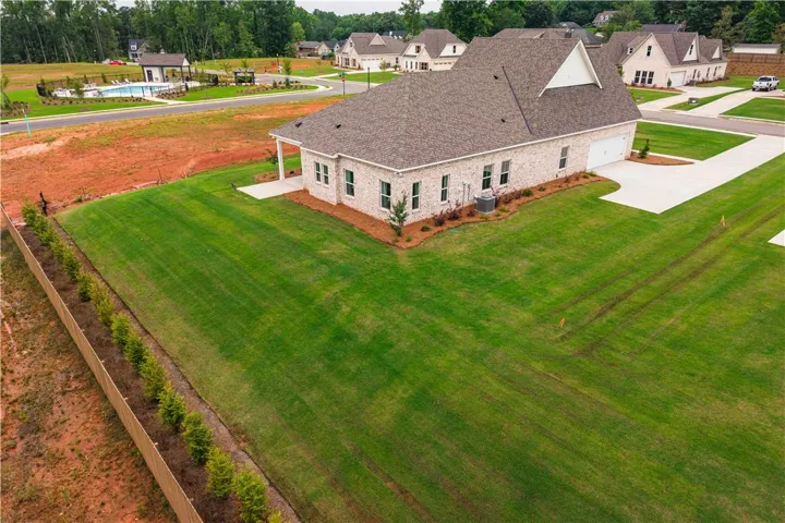 1890 Long Leaf Lane, Opelika, Alabama 36804