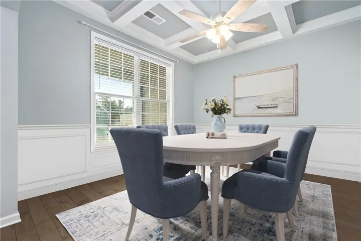 Virtual Staging of Dining Room