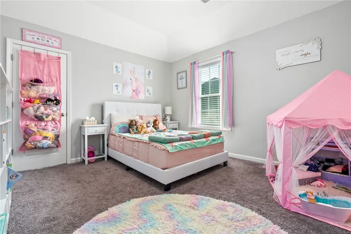 Guest Bedroom #3 - Spacious closet