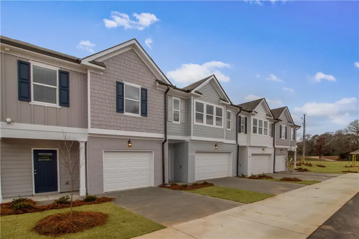 1219 Mccoy Street, Opelika, Alabama 36801