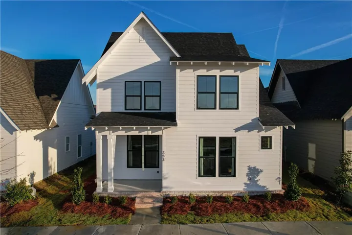 Northgate Lot 205 - NEW Ellie Plan
Example of a completed & staged Ellie Plan