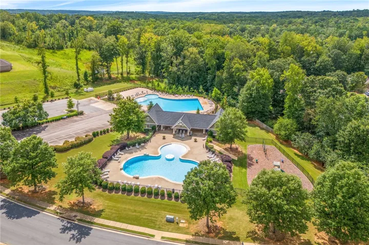 1903 Talcott Court, Auburn, Alabama 36830