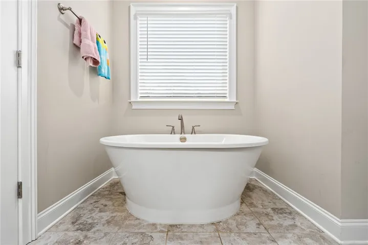 1903 Talcott Court, Auburn, Alabama 36830