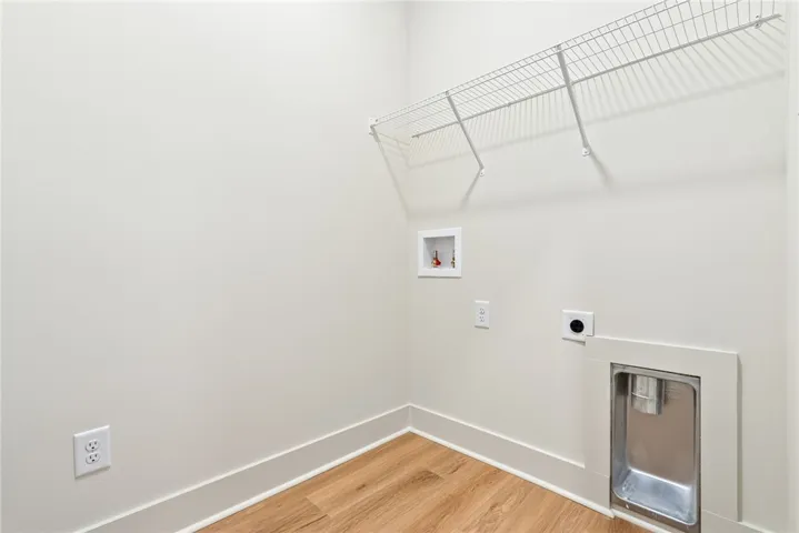 Northgate Lot 106 - Duette 3C - Laundry