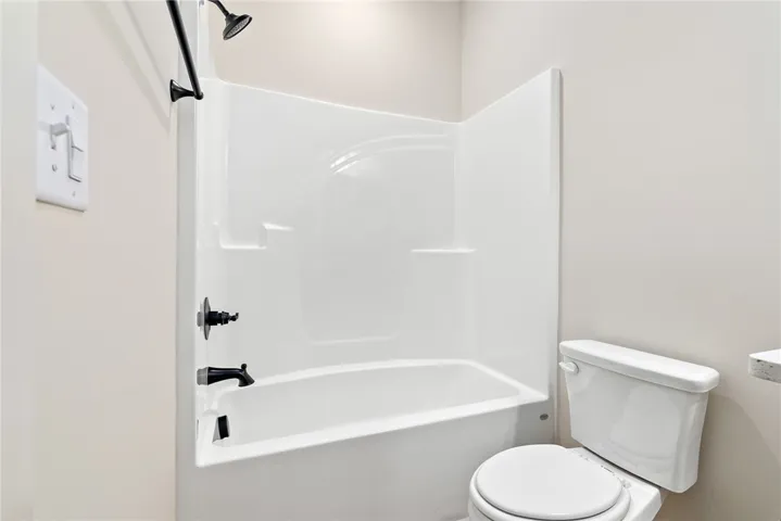 Northgate Lot 106 - Duette 3C - Guest​​‌​​​​‌​​‌‌​‌‌​​​‌‌​‌​‌​‌​​​‌​​ Bathroom