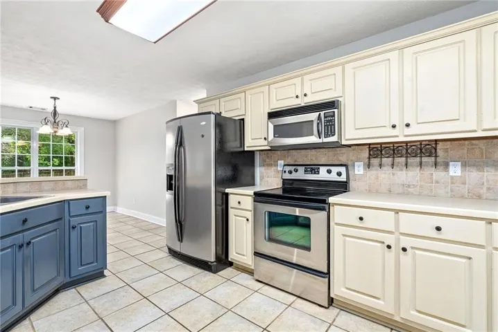 116 Carriage House Lane, Auburn, Alabama 36830