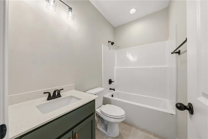 1459 Academy Drive, Auburn, Alabama 36830