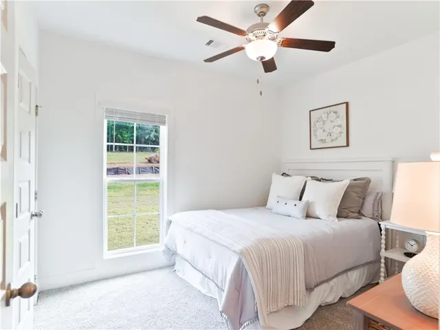 Example of a Duette Floorplan - All plans, pricing and specifications are subject to change without notice.