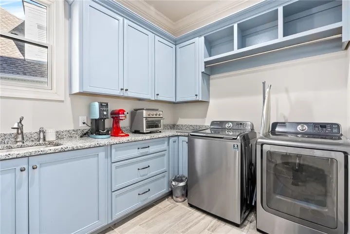 992 Fairview Drive, Auburn, Alabama 36830