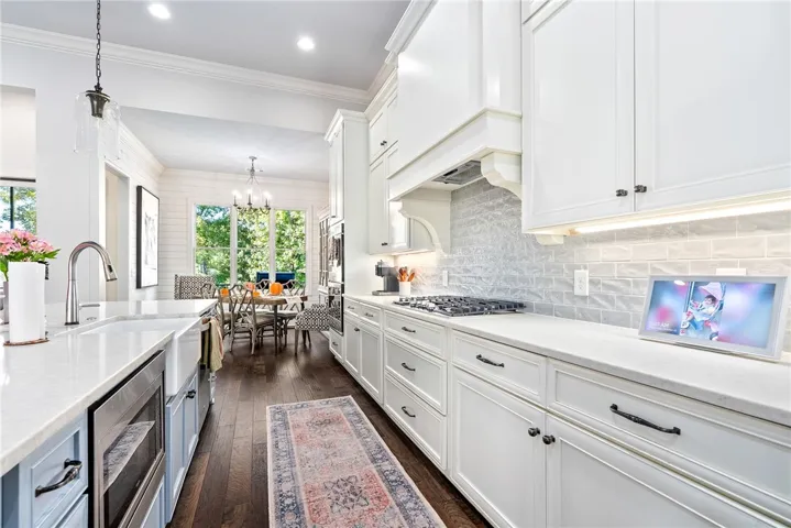 992 Fairview Drive, Auburn, Alabama 36830