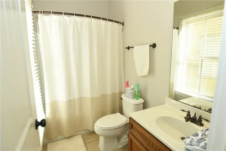 650 Dekalb Street 1327, Auburn, Alabama 36830