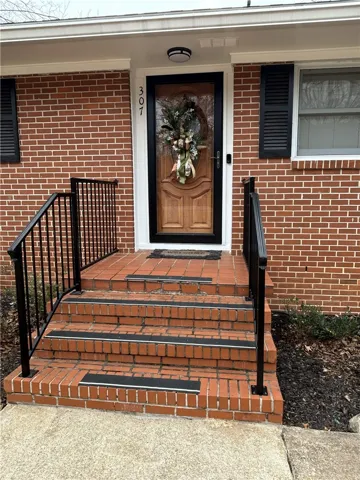 307 Highland Avenue, Opelika, Alabama 36801
