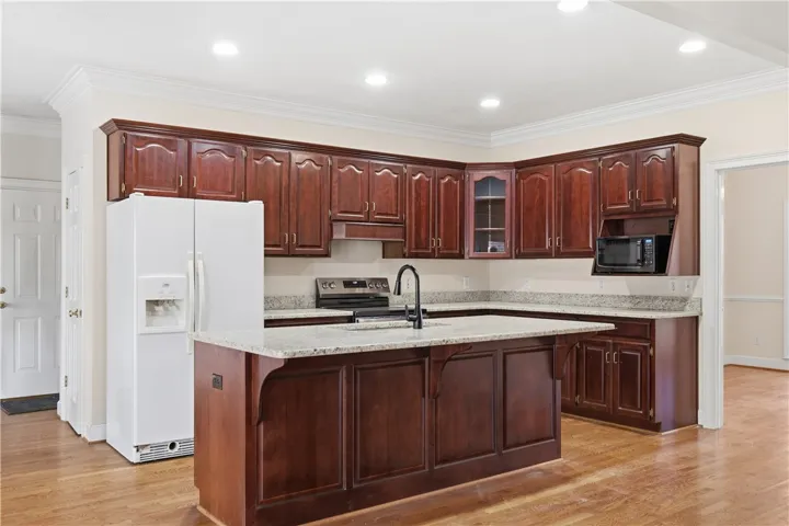 2567 Bent Creek Road, Auburn, Alabama 36830