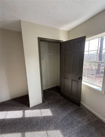 309 Hodge Street, Valley, Alabama 36854