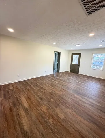 309 Hodge Street, Valley, Alabama 36854