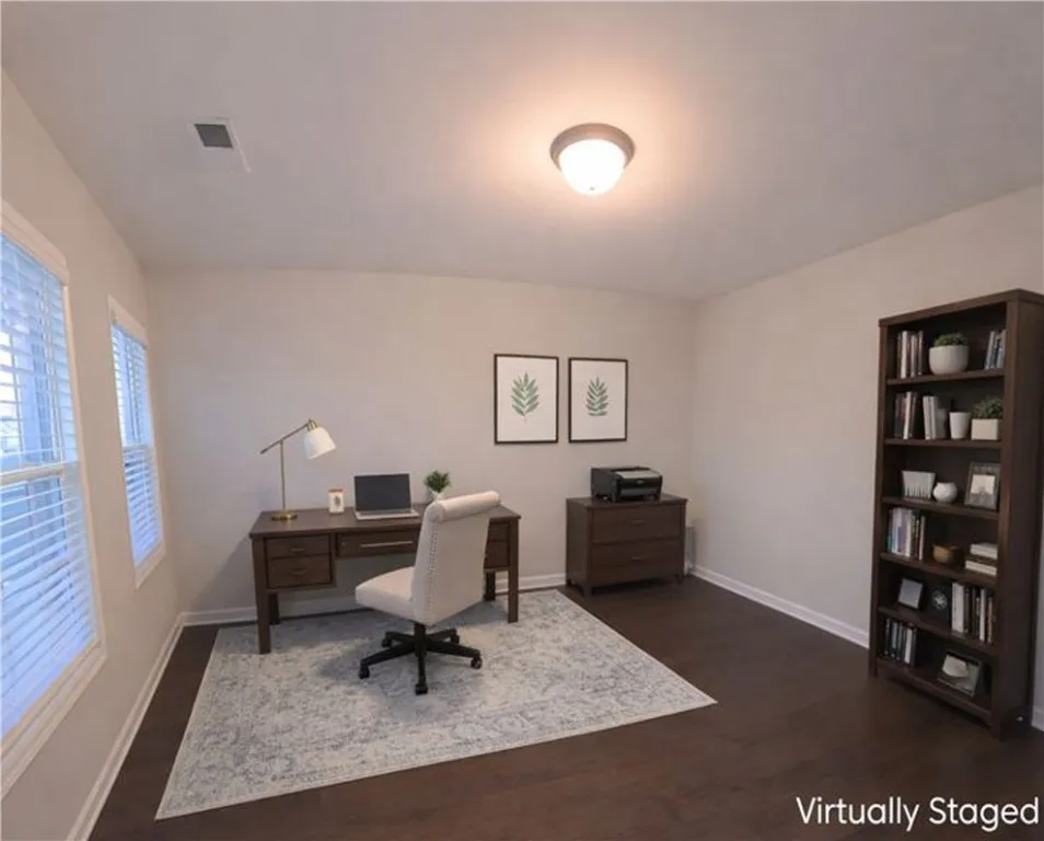 Front sitting room or office - Virtually staged