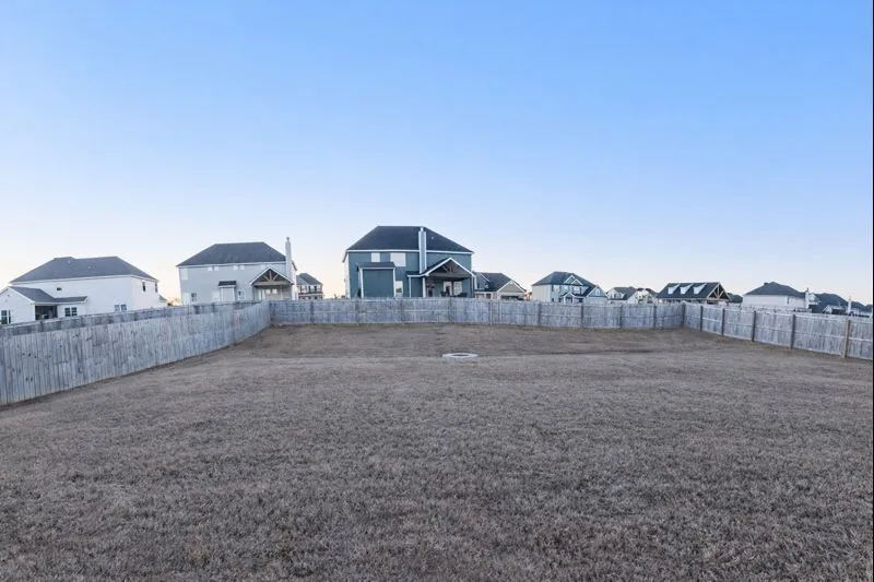 Exterior Yard and privacy fence
