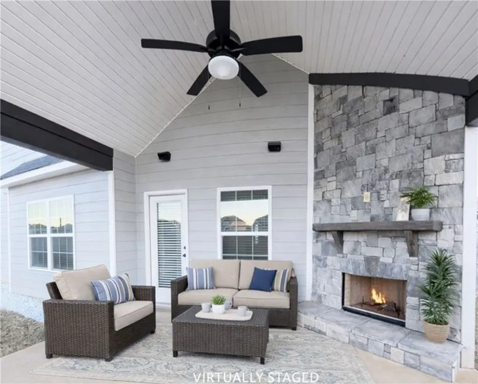 Exterior back patio virutally staged