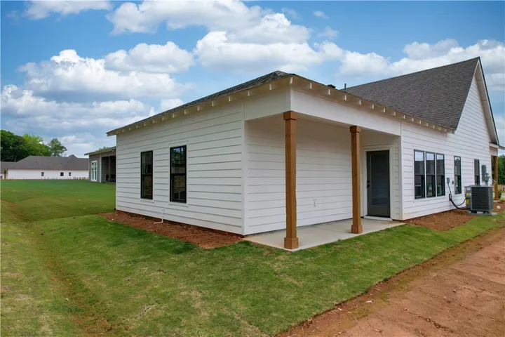 The Hampton B by Holland Homes LLC. All plans, pricing, and specifications are subject to change without notice.