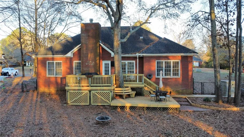 2019 Highridge Lane, Auburn, Alabama 36830