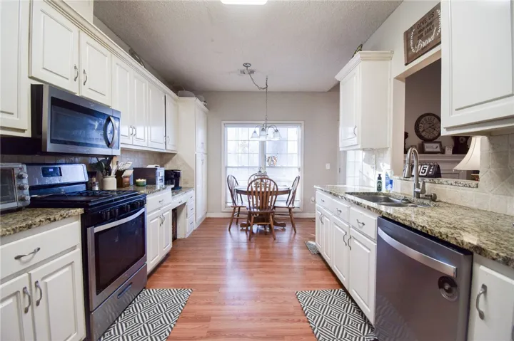 2019 Highridge Lane, Auburn, Alabama 36830