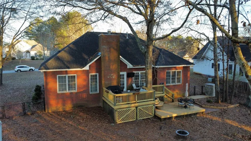 2019 Highridge Lane, Auburn, Alabama 36830