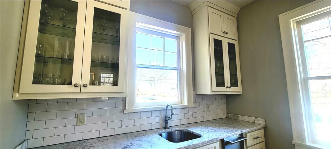 Wet Bar Area