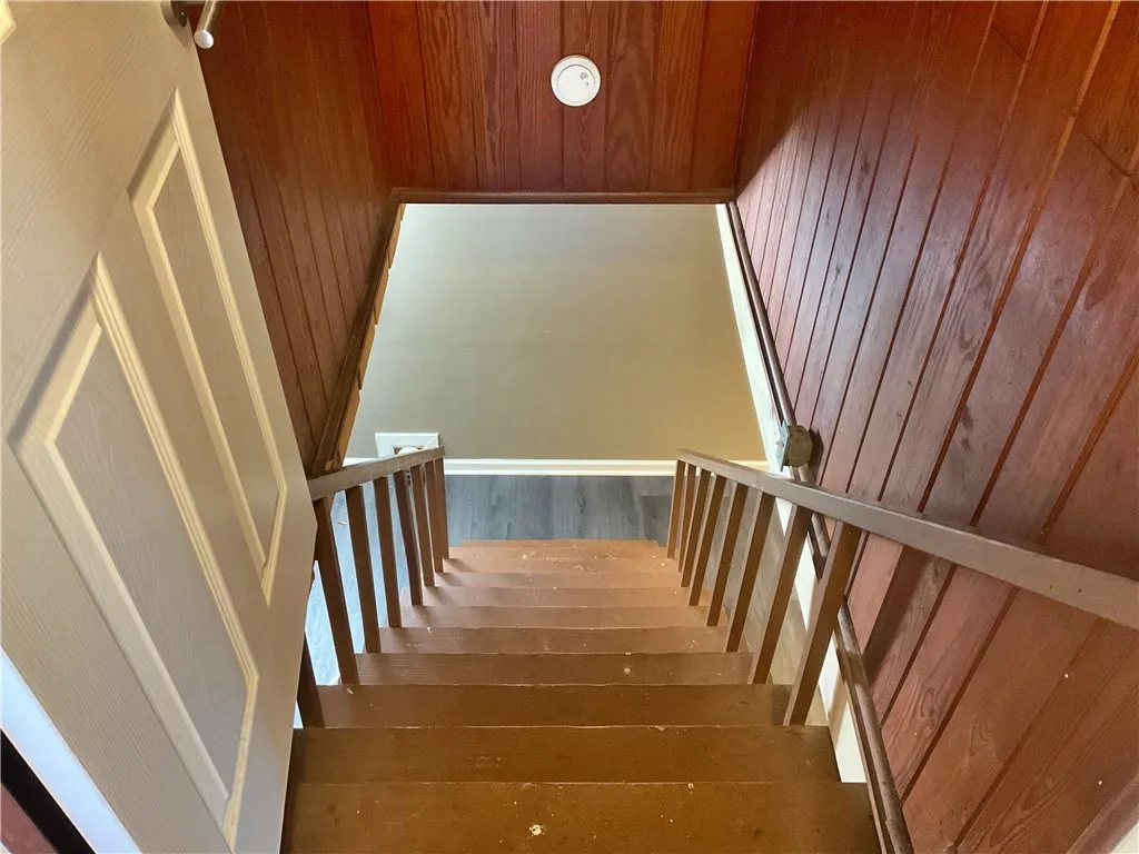 Stairway to basement.