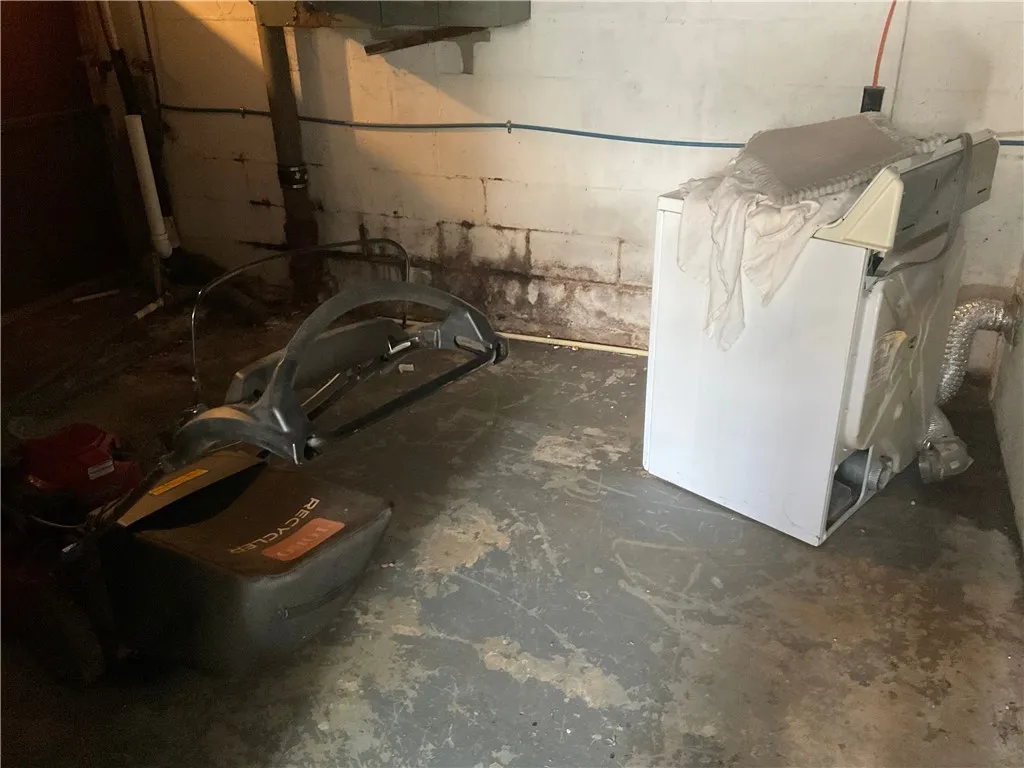 Laundry/storage area.