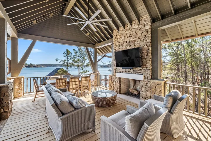 Level 2 porch