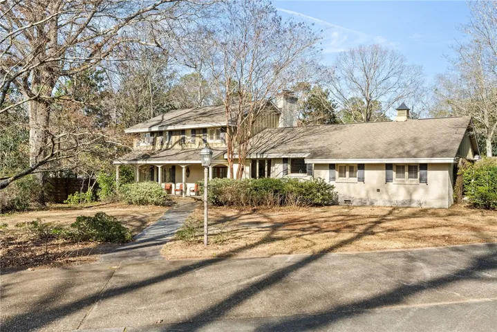 Welcome to 905 Moores Mill Road!