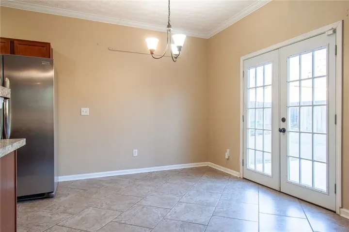 Breakfast Room w/ doors to Patio