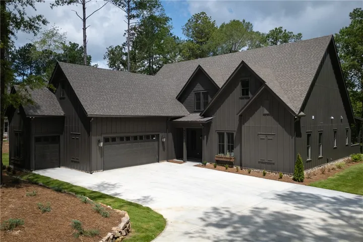 4555 Harrogate Lane, Auburn, Alabama 36830