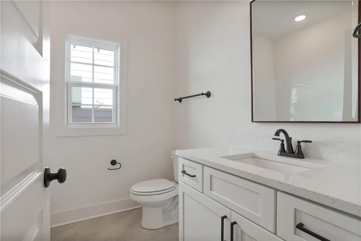 Full Guest Bathroom