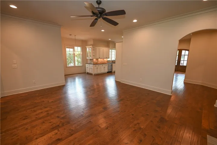 2283 East Lake Boulevard, Auburn, Alabama 36830