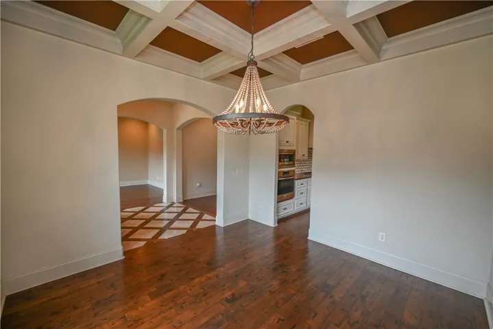 2283 East Lake Boulevard, Auburn, Alabama 36830