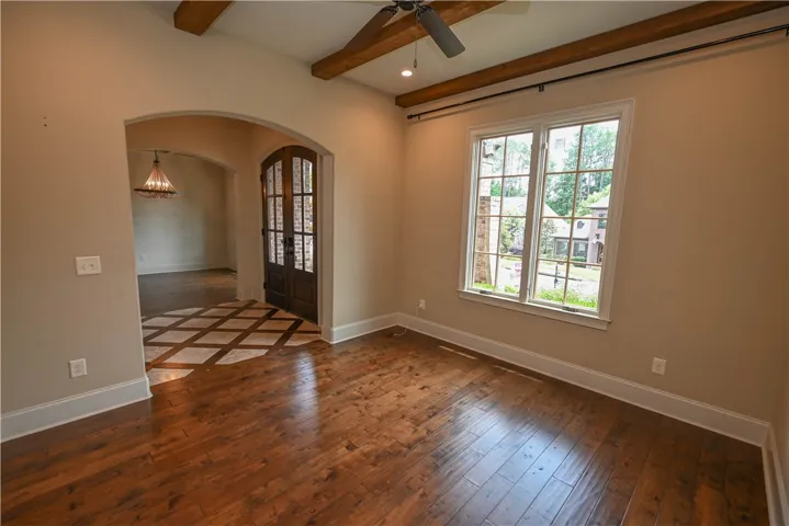 2283 East Lake Boulevard, Auburn, Alabama 36830