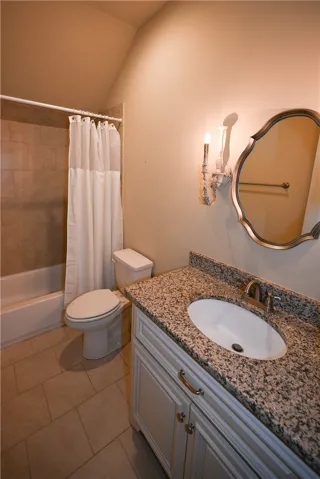 Bedroom 2 also enjoys it's own bathroom, perfect for a guest suite.